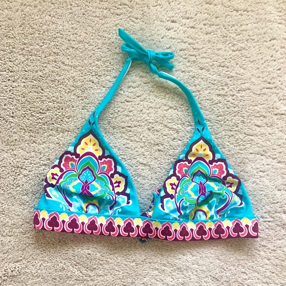 Victoria’s Secret bikini - Picture 3 of 5